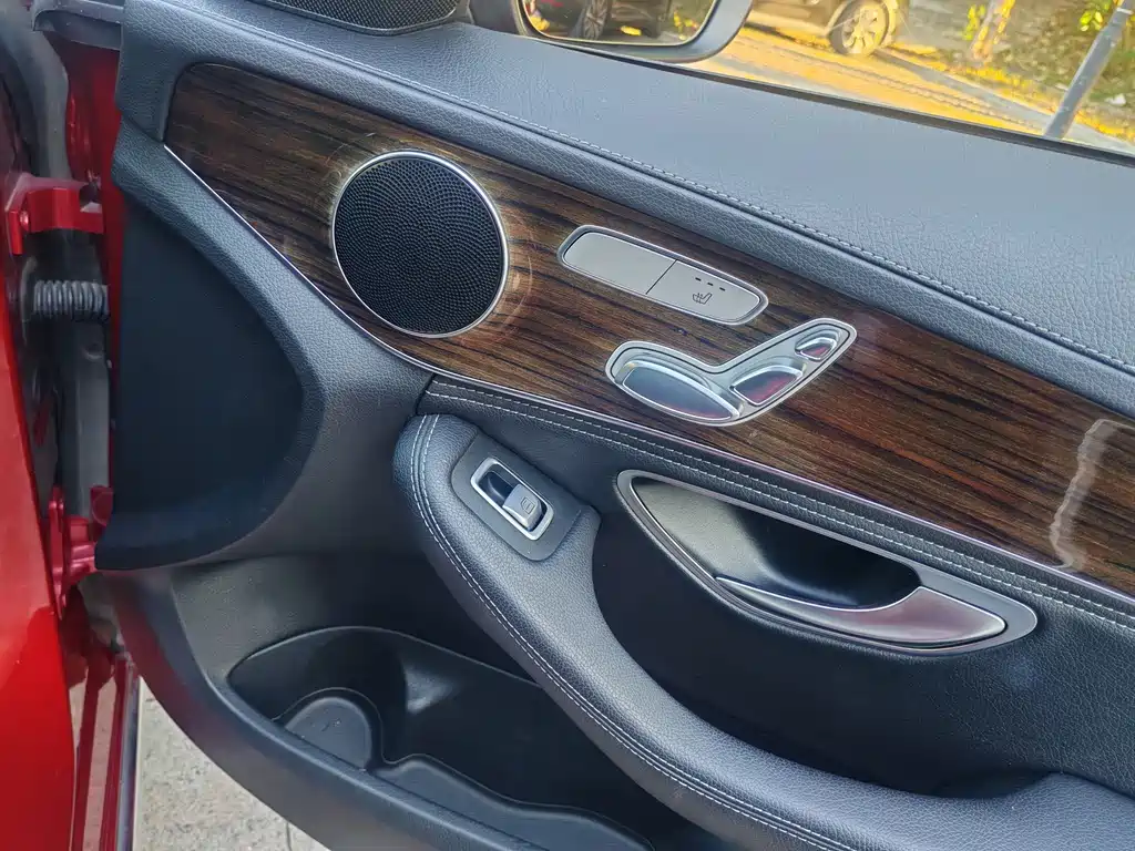Mercedes-Benz C-Class — миниатюра 23