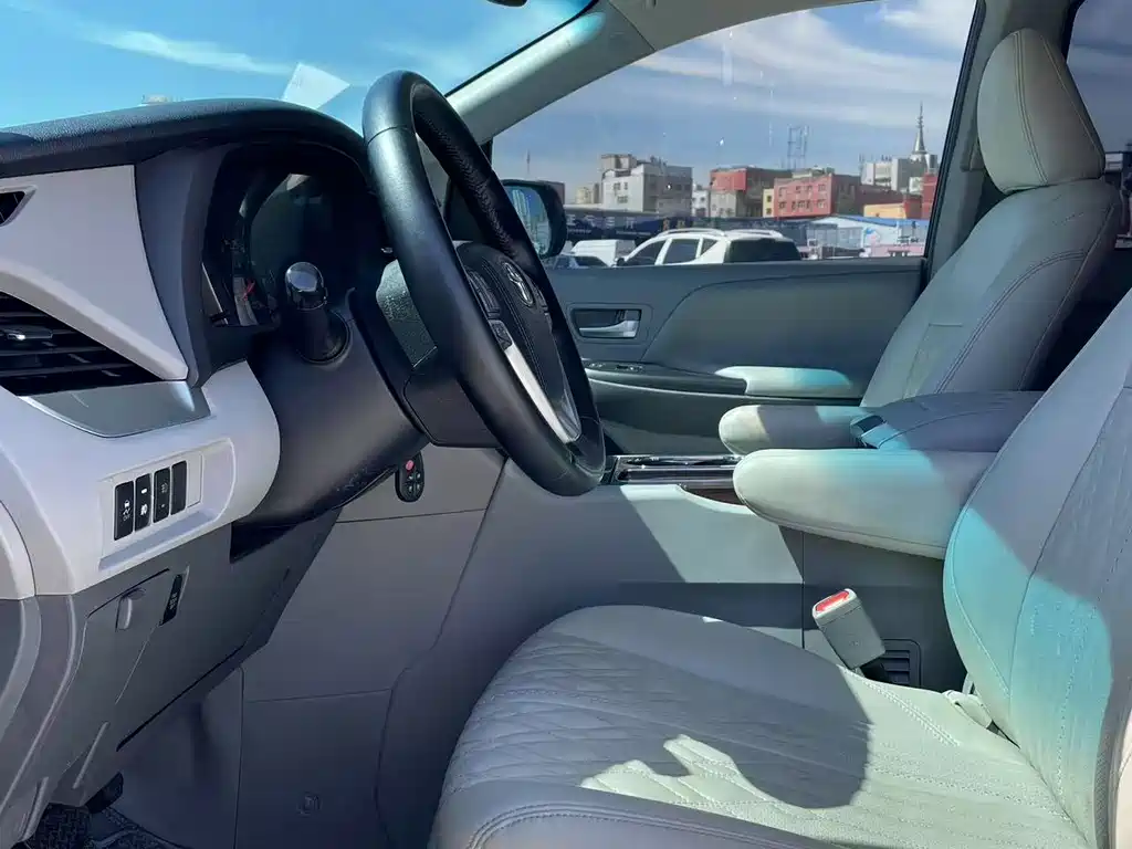 Toyota Sienna 2015 3.5L L