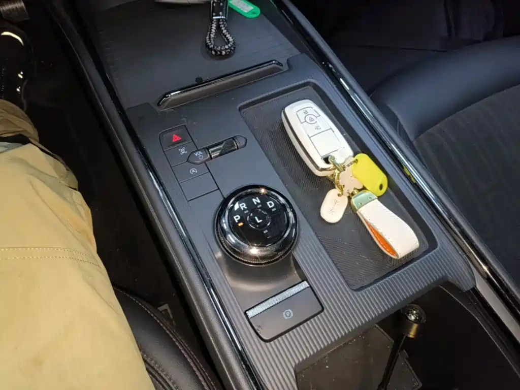 Ford Mondeo — миниатюра 14
