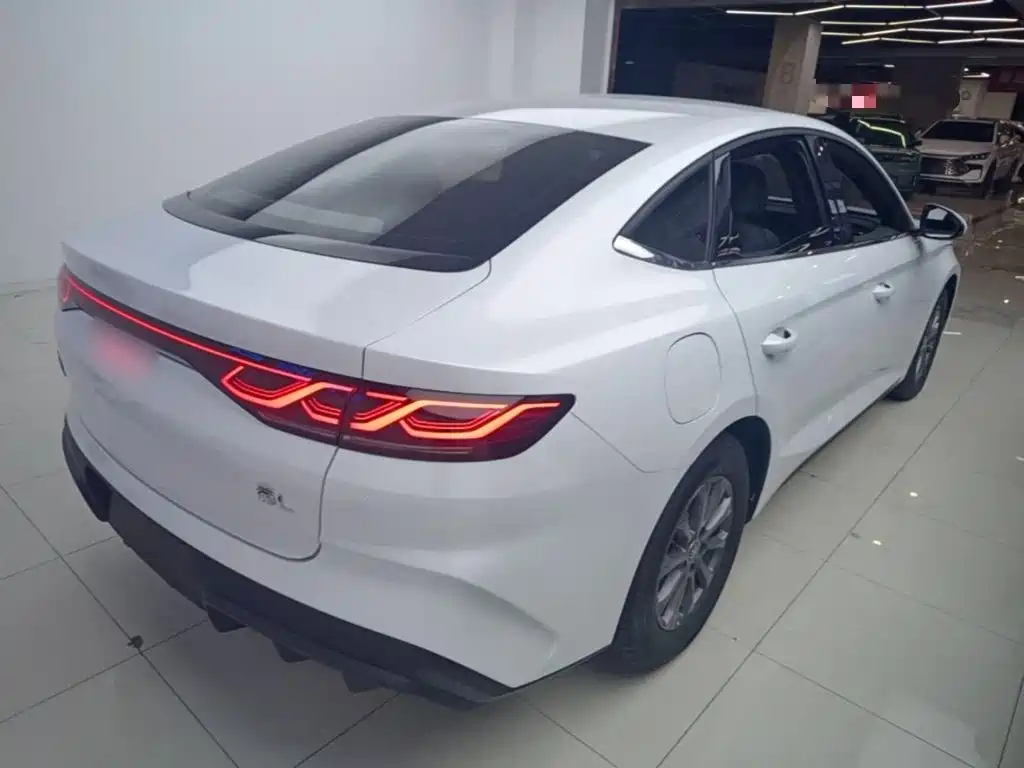 BYD Qin L — миниатюра 7