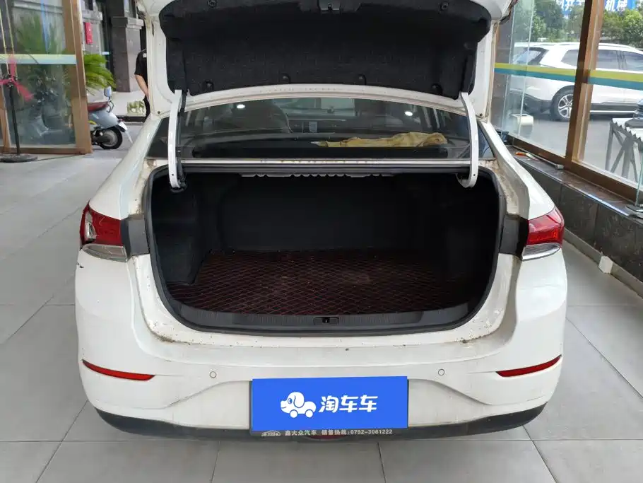Buick Excelle — миниатюра 4