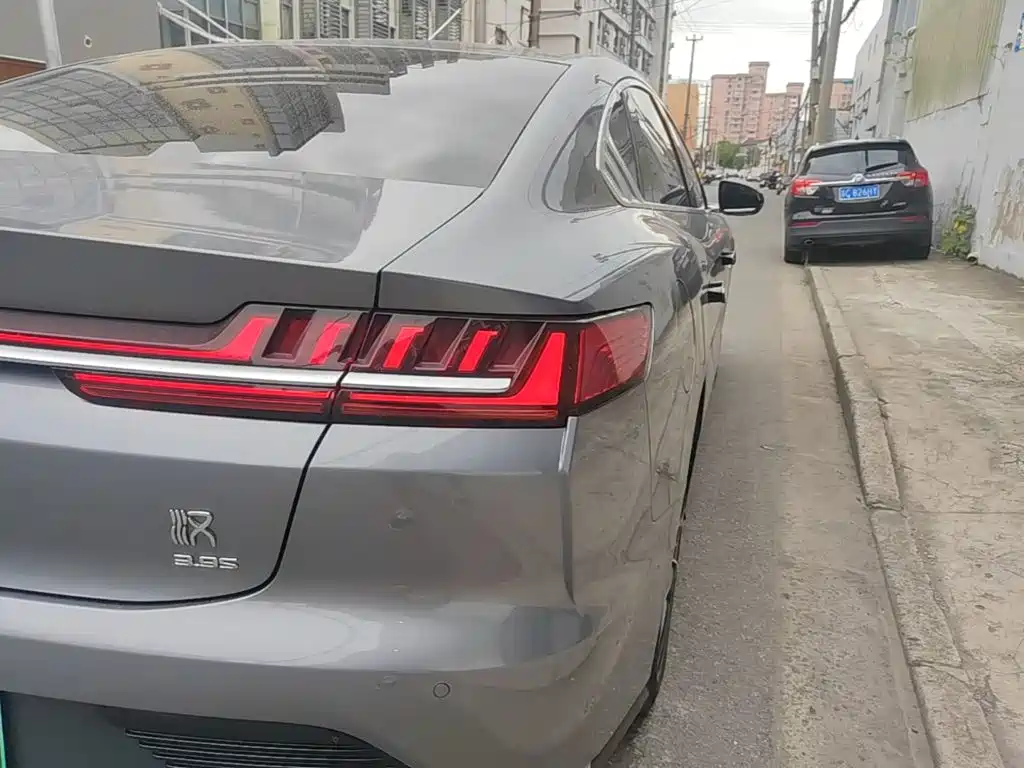 BYD Han — миниатюра 8