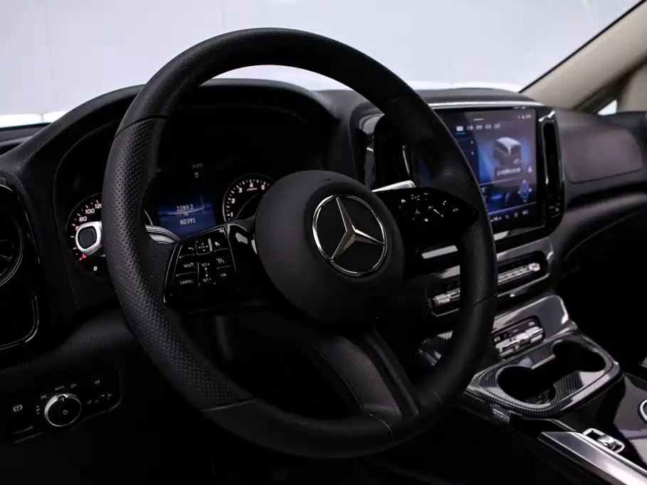 Mercedes-Benz Vito — миниатюра 7