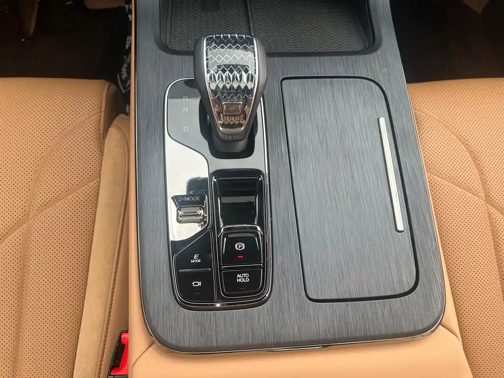 GAC Motor Trumpchi ES9 — миниатюра 13