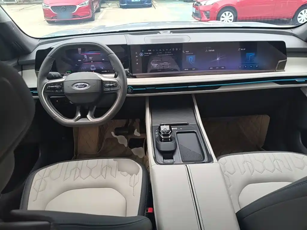 Ford Edge — миниатюра 10