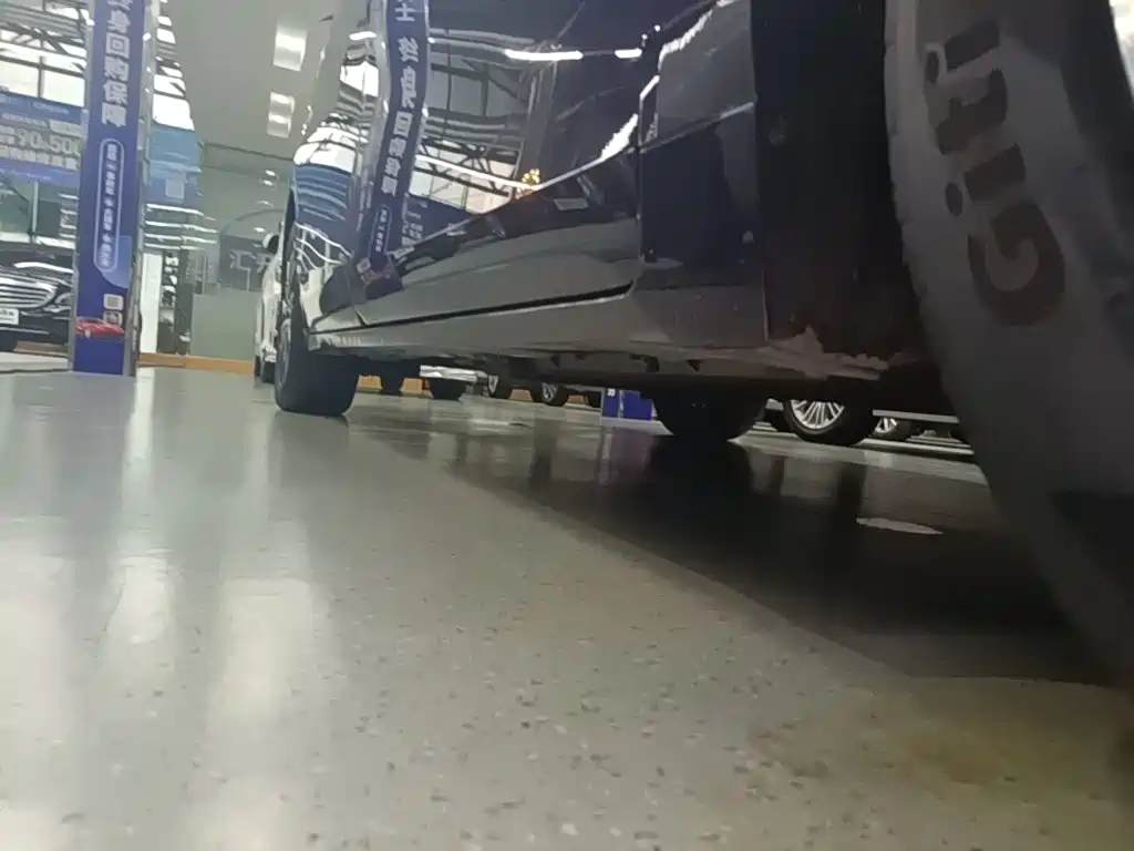 GAC Motor Trumpchi E8 PHEV — миниатюра 21