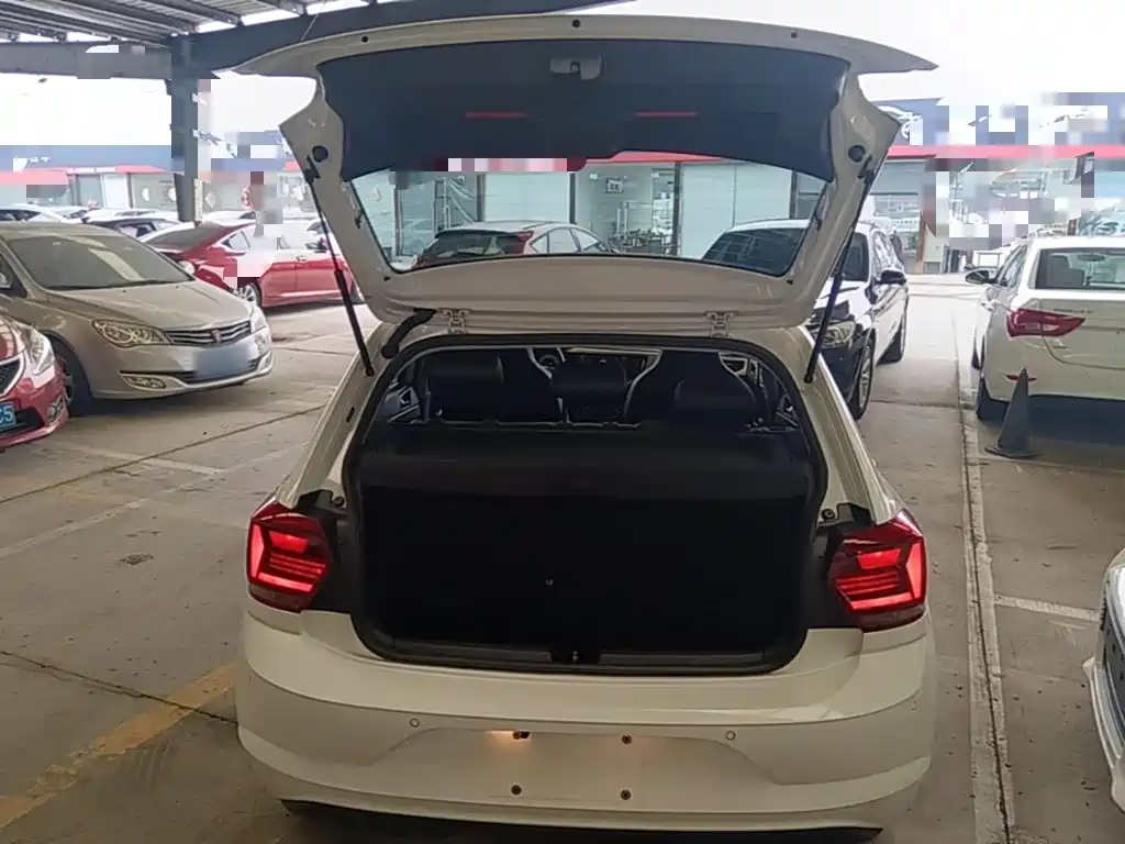 Volkswagen Polo — миниатюра 19