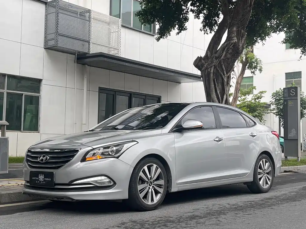 Hyundai Mistra 2015