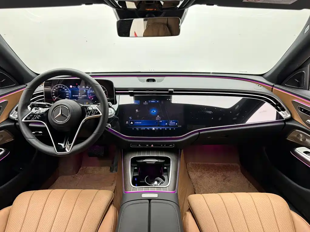 Mercedes-Benz E-Class — миниатюра 10