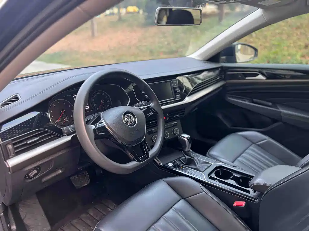 Volkswagen Passat 2019 280TSI VI