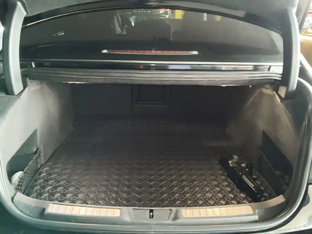 Lincoln Continental — миниатюра 19