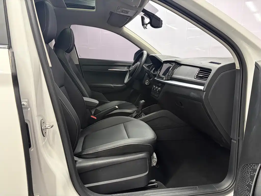 Skoda Kamiq — миниатюра 14