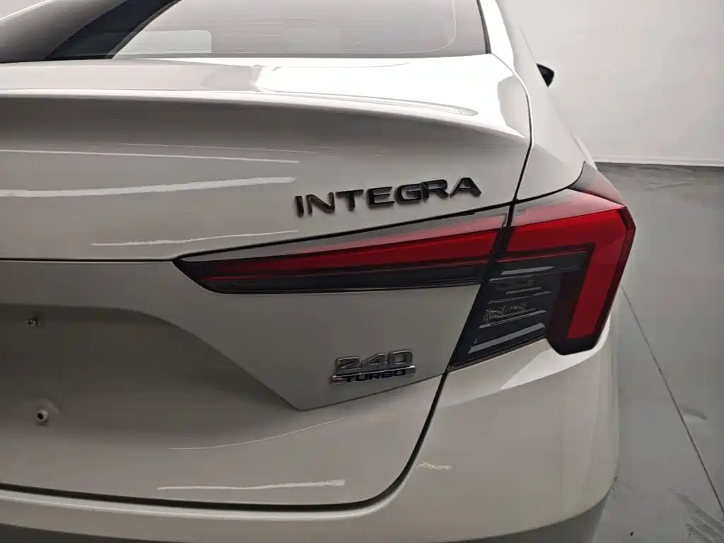 Honda Integra — миниатюра 8
