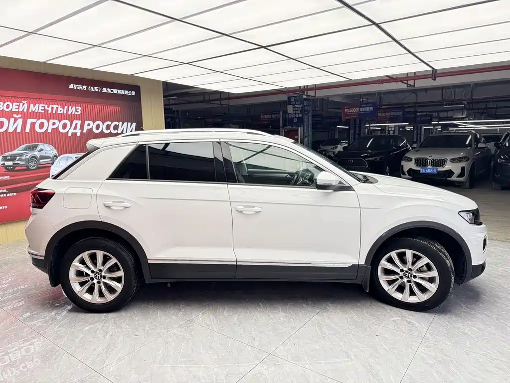 Volkswagen T-Roc — миниатюра 4