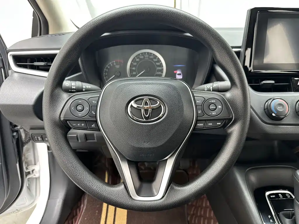 Toyota Corolla — миниатюра 7