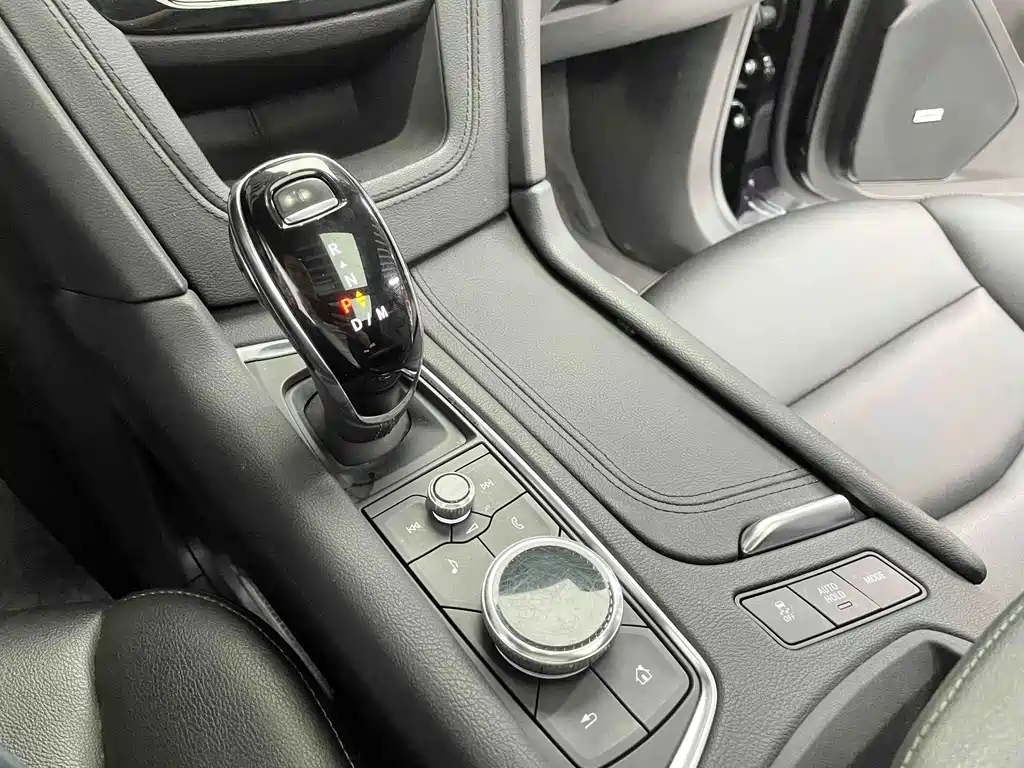 Cadillac XT5 — миниатюра 19