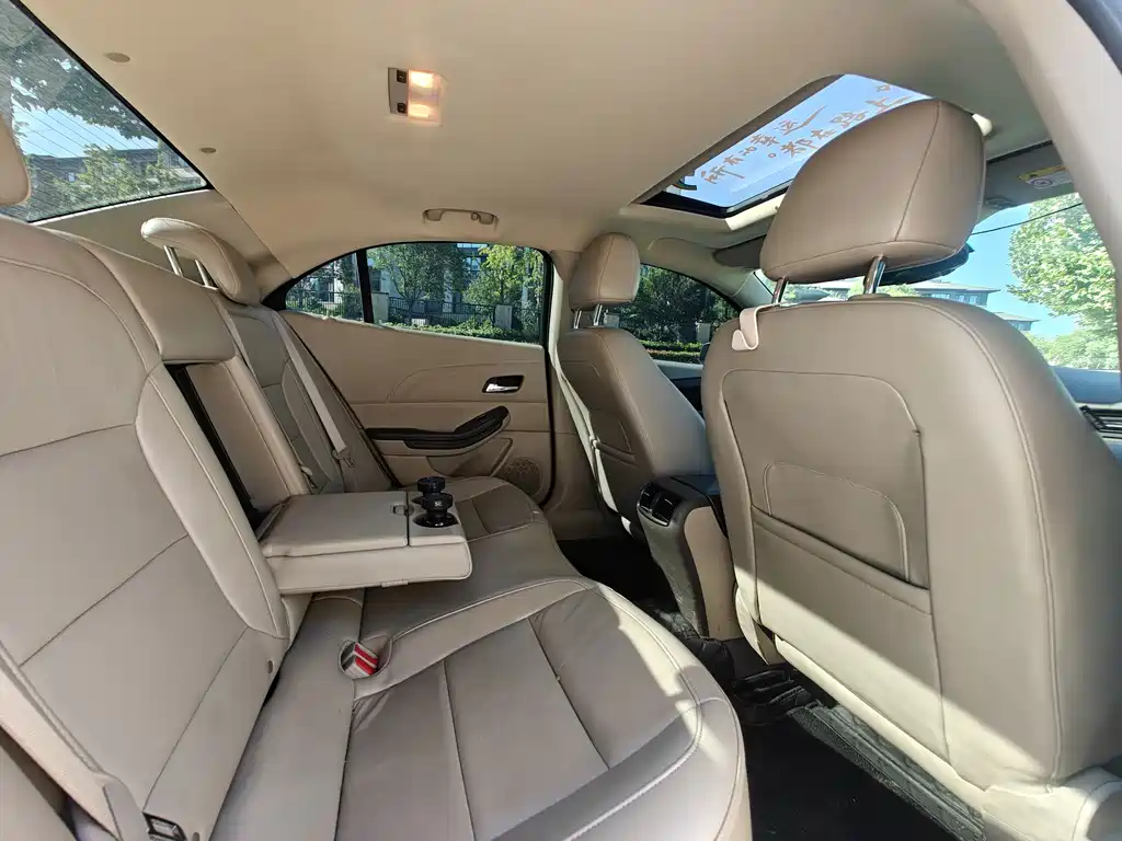Chevrolet Malibu — миниатюра 15