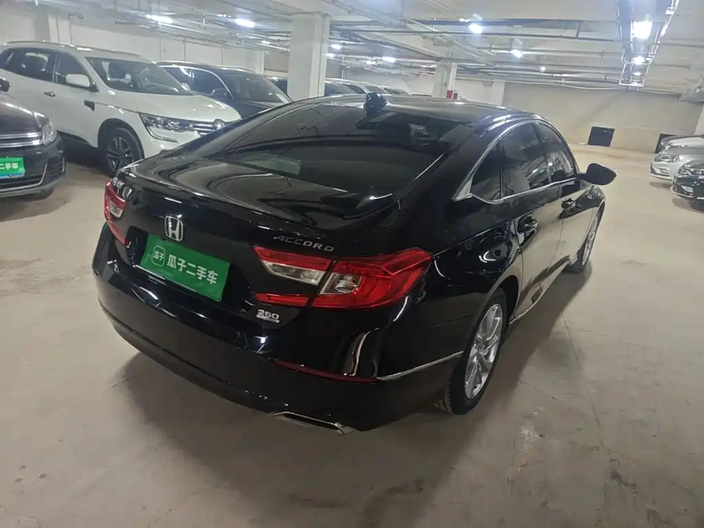 Honda Accord — миниатюра 7