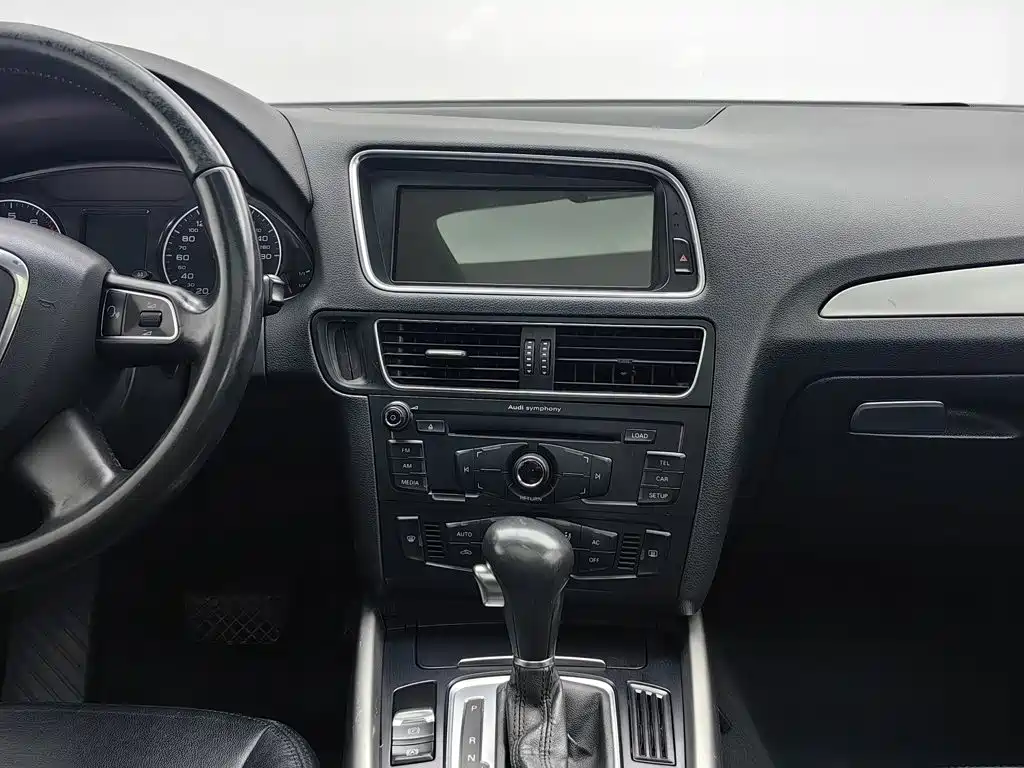 Audi Q5 — миниатюра 12