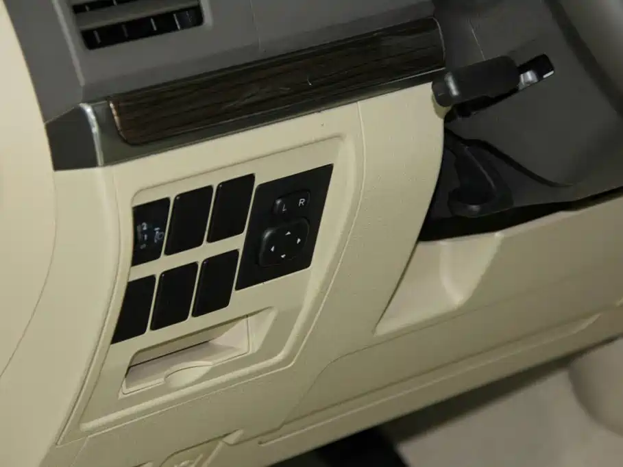 Toyota Land Cruiser — миниатюра 19