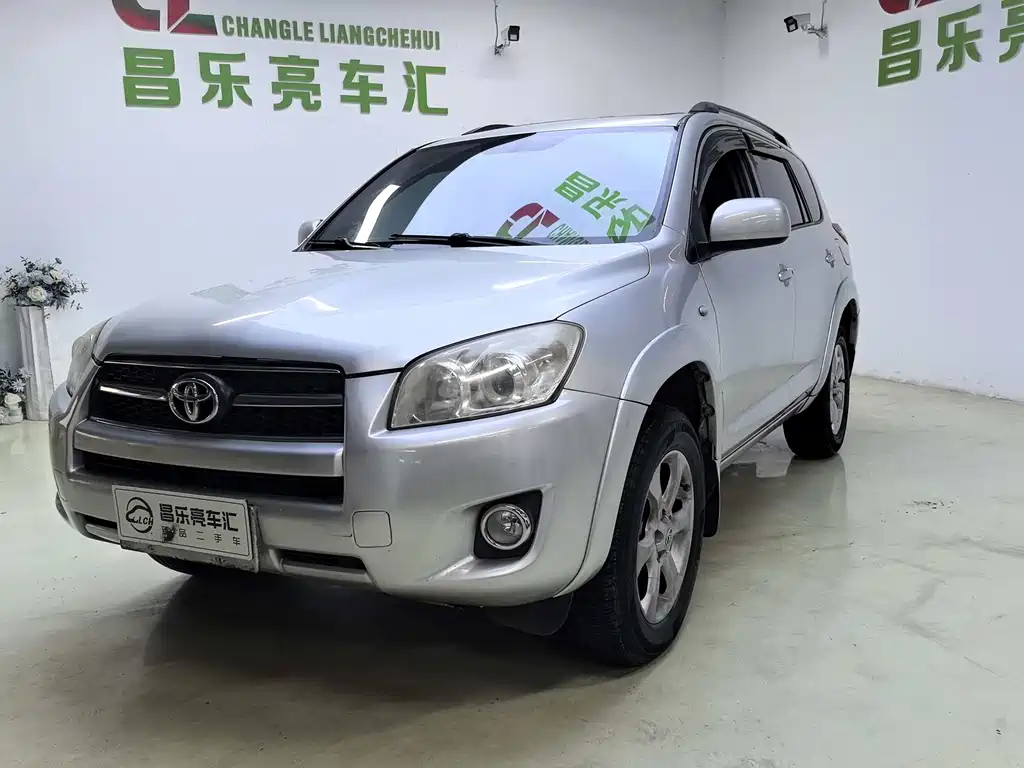 Toyota RAV4 2009