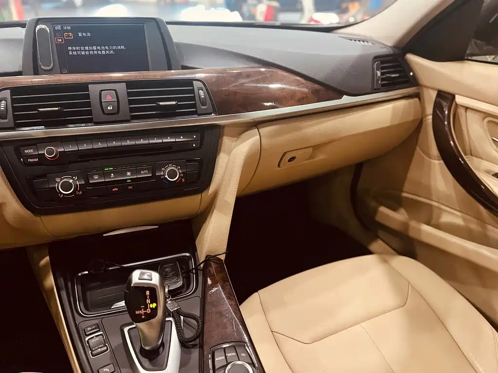 BMW 3 Series — миниатюра 9