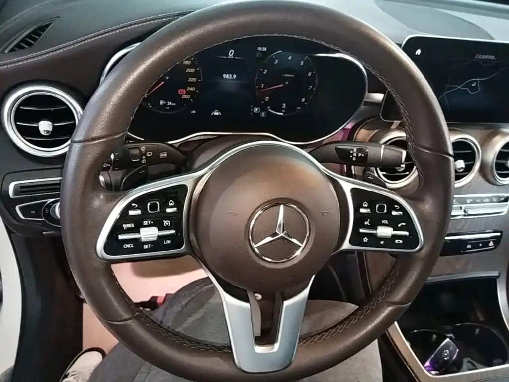 Mercedes-Benz GLC — миниатюра 11
