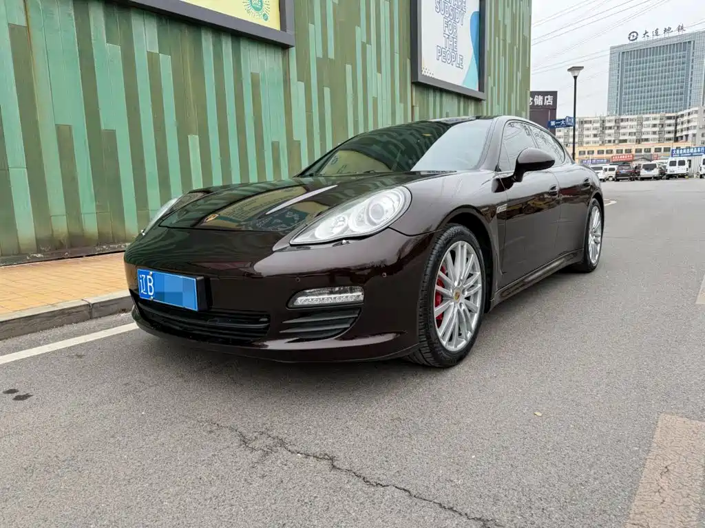 Porsche Panamera