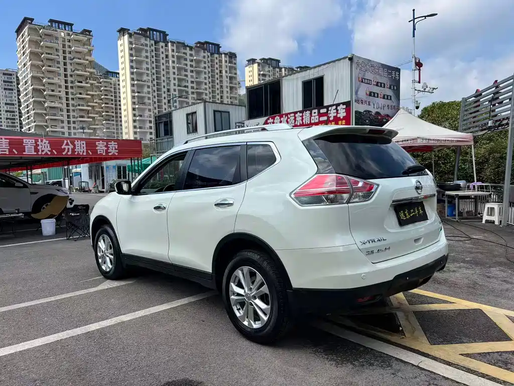 Nissan X-Trail — миниатюра 7
