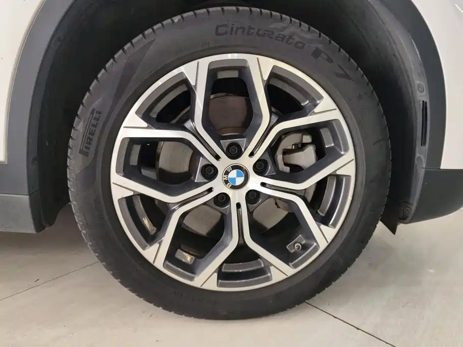 BMW X1 — миниатюра 6