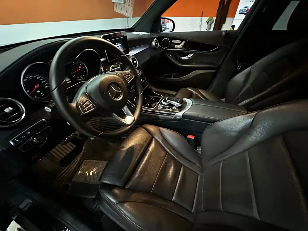 Mercedes-Benz GLC 2019 GLC 260 L 4MATIC Luxury