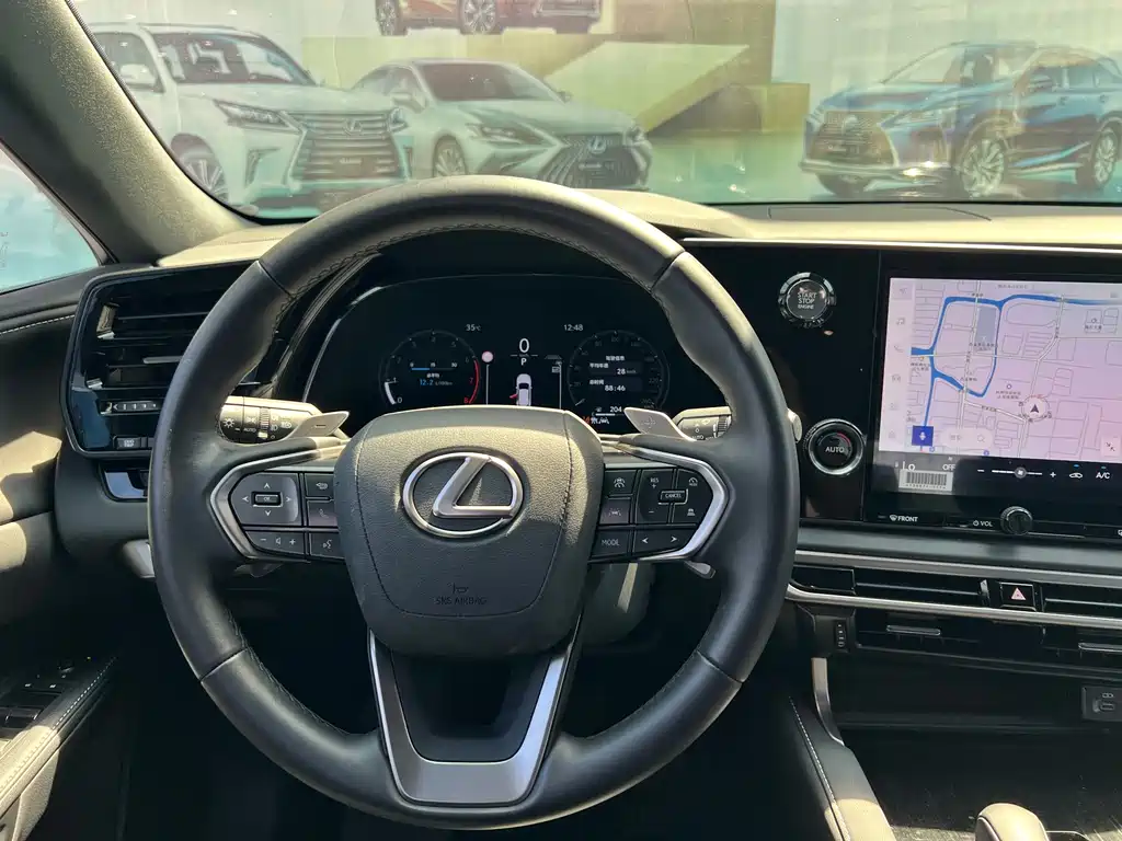 Lexus RX — миниатюра 8