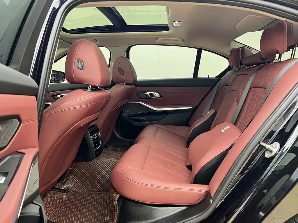 BMW 3 Series — миниатюра 14