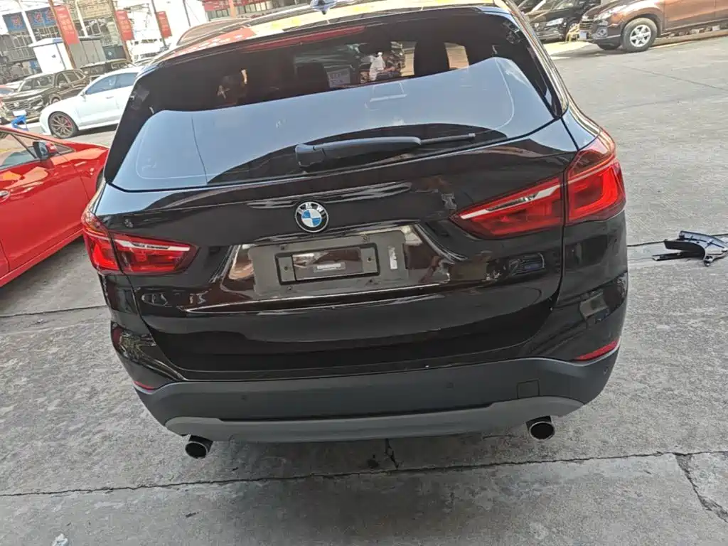 BMW X1 — миниатюра 6