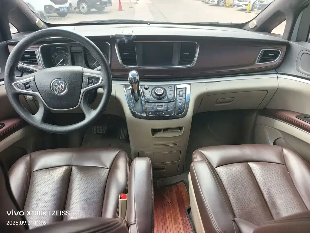 Buick GL8 — миниатюра 4