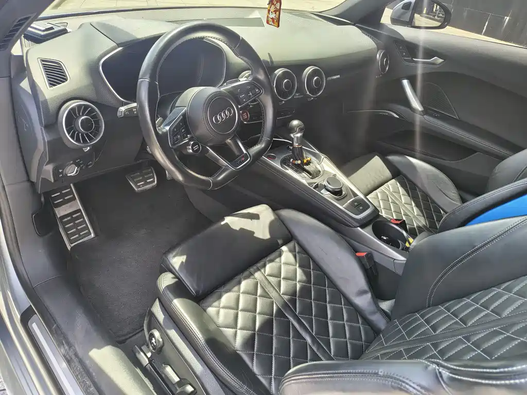 Audi TTS 2017 TTS Coupe 2.0TFSI quattro
