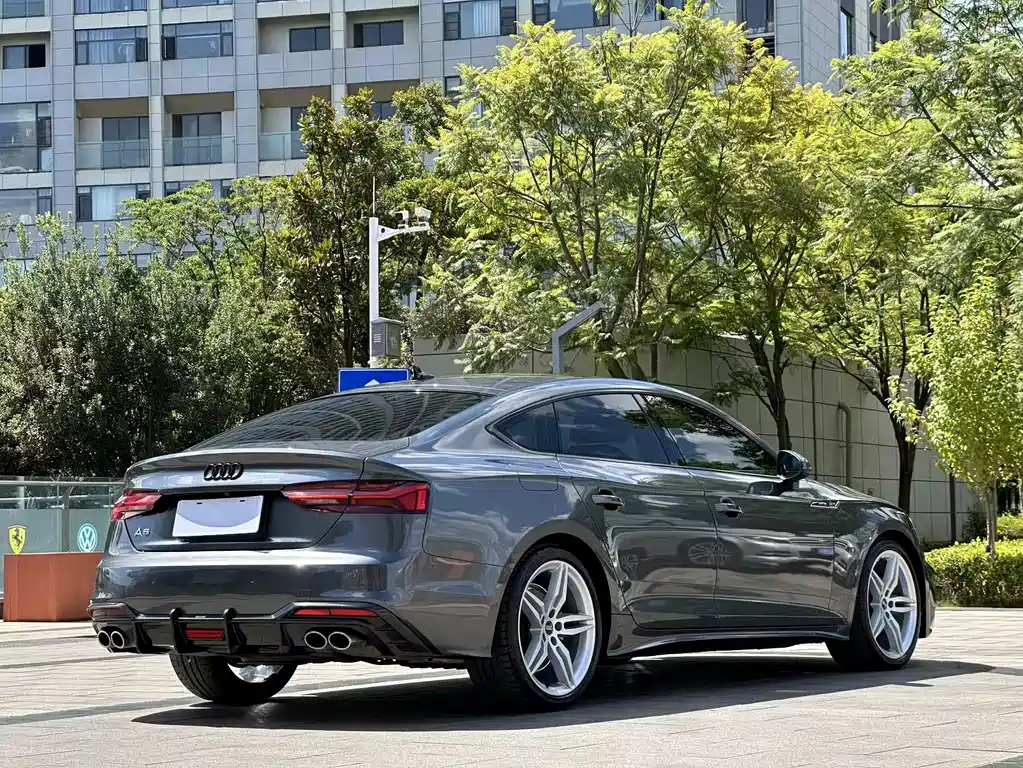 Audi A5 (Import) — миниатюра 9
