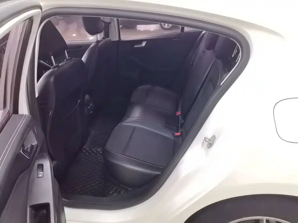 Ford Focus — миниатюра 17