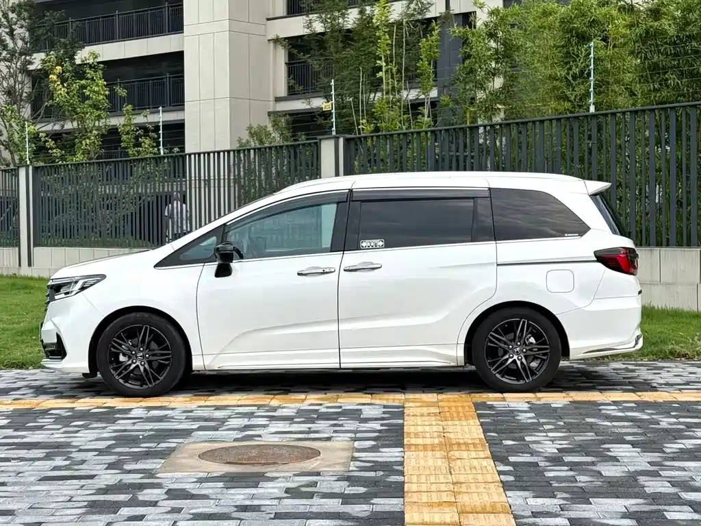 Honda Odyssey — миниатюра 4
