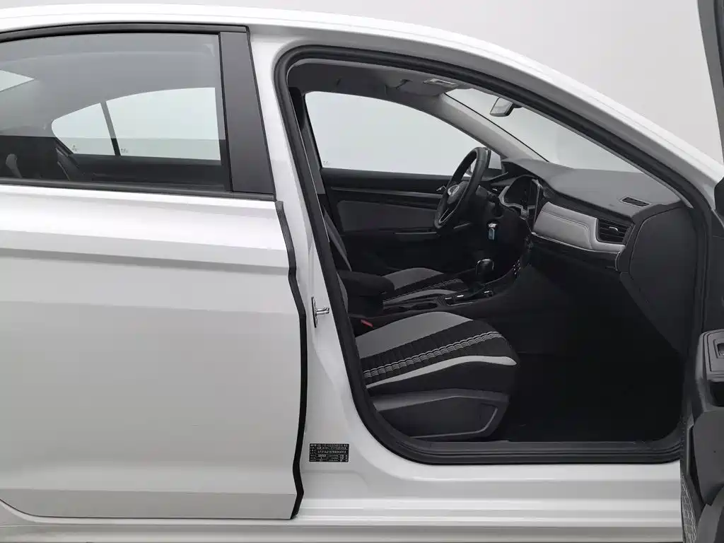 Volkswagen Bora — миниатюра 23