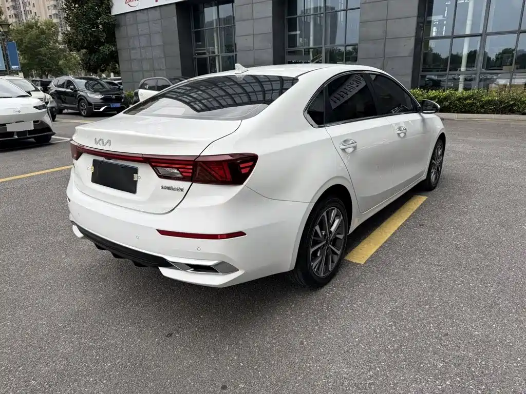 Kia K3 — миниатюра 6