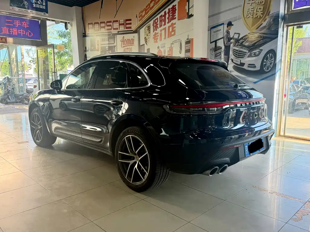 Porsche Macan — миниатюра 12