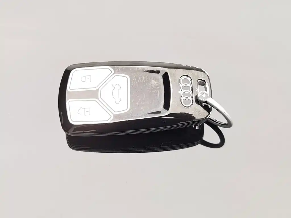Audi Q5L — миниатюра 19