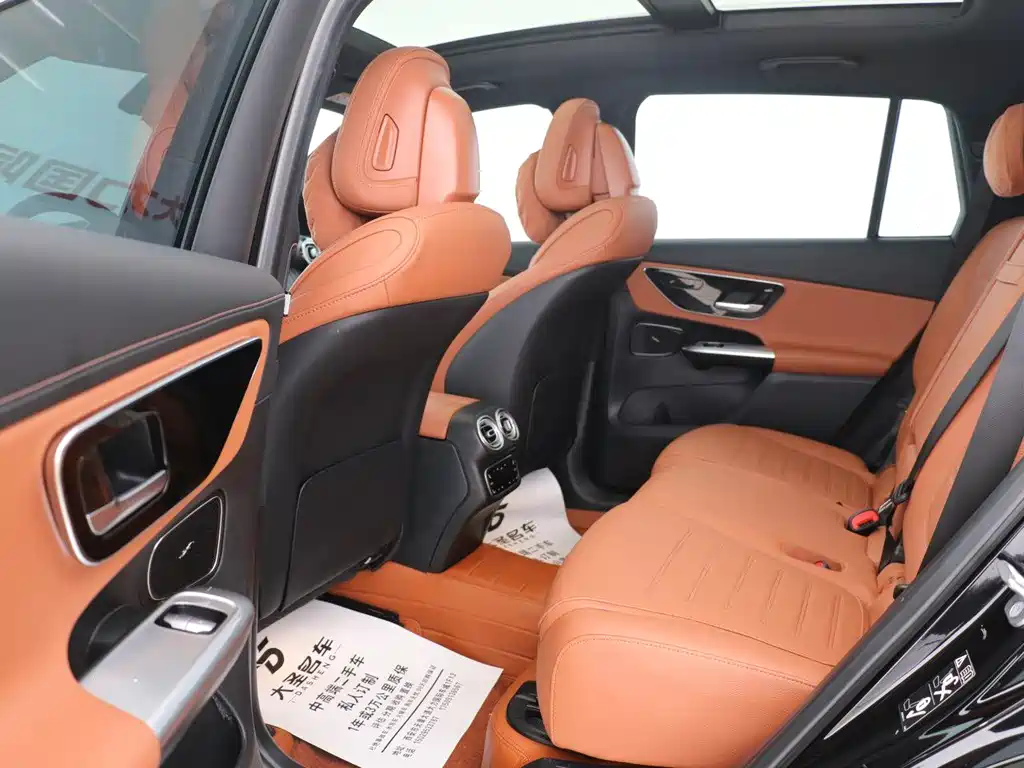 Mercedes-Benz GLC 2023 GLC 300 L 4MATIC 7 мест