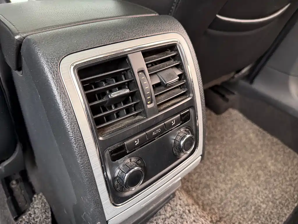 Volkswagen Passat — миниатюра 12