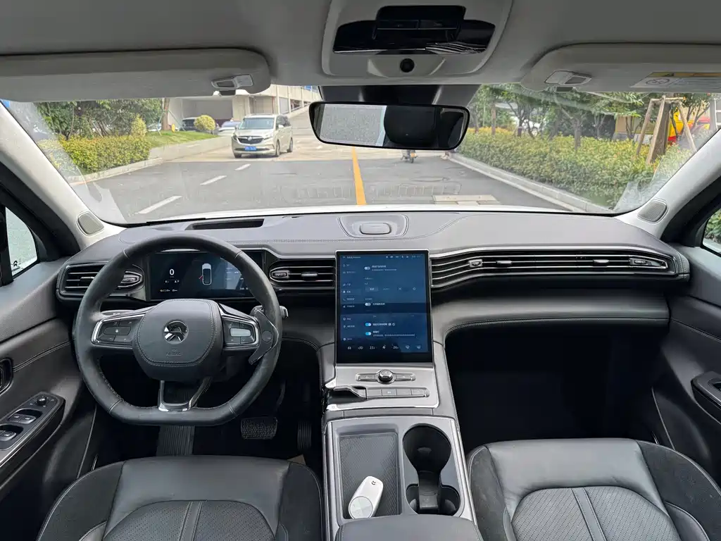 NIO ES6 — миниатюра 9