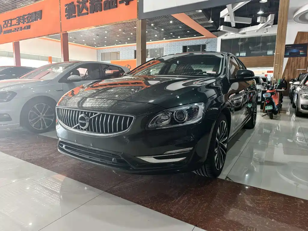 Volvo S60 2019