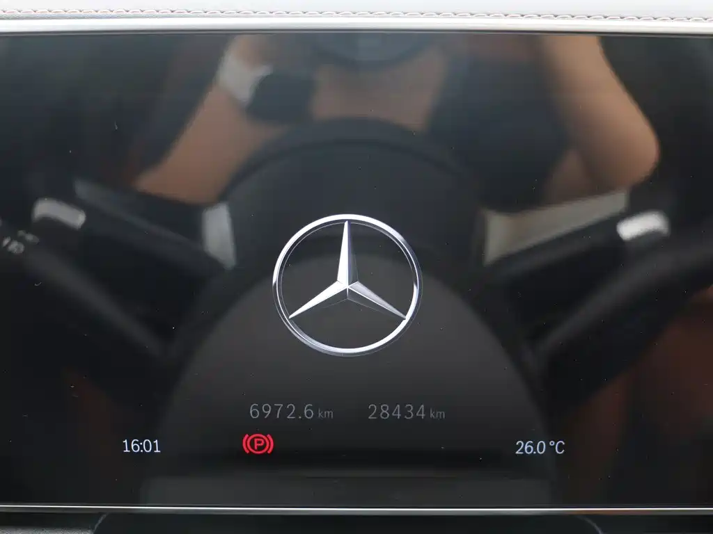 Mercedes-Benz GLC 2023 GLC 300 L 4MATIC 7 мест