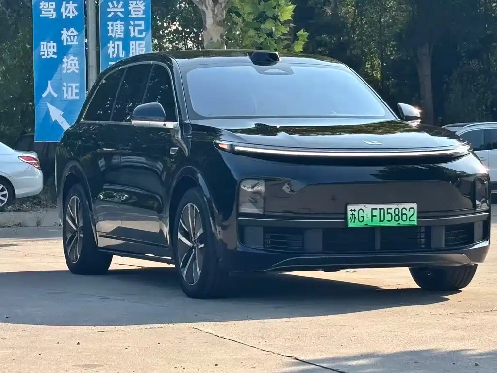 Li Auto Li L8 — миниатюра 3