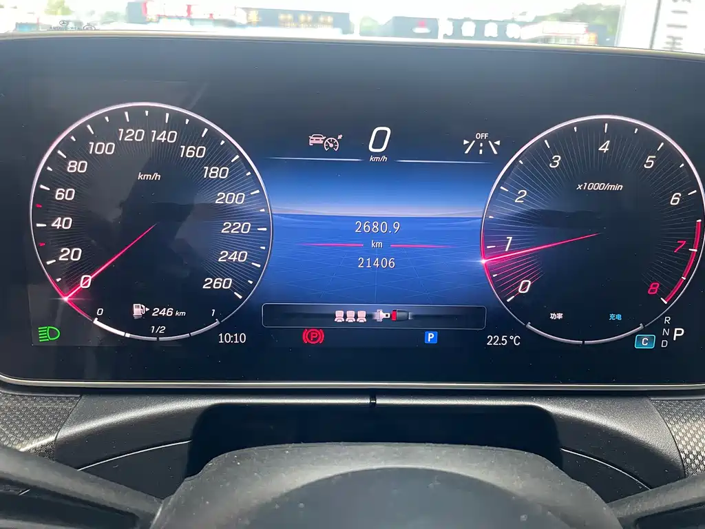 Mercedes-Benz C-Class — миниатюра 13